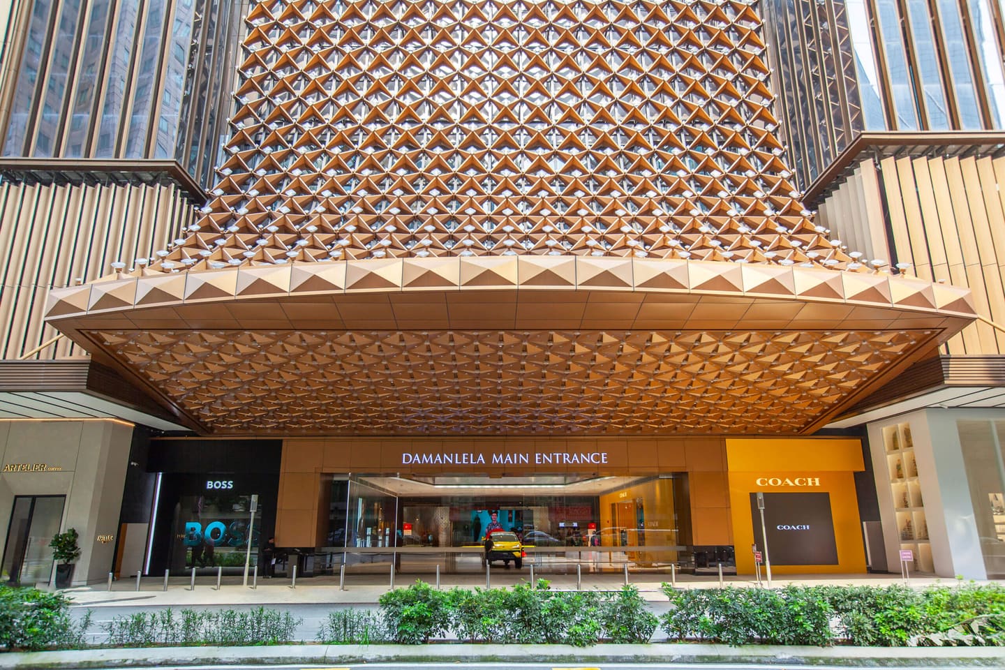 Pavilion Damansara Heights Mall, main entrance